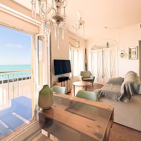 Apartamento The Traveller`s house Balcón al Mar con Ascensor Cádiz Exterior foto